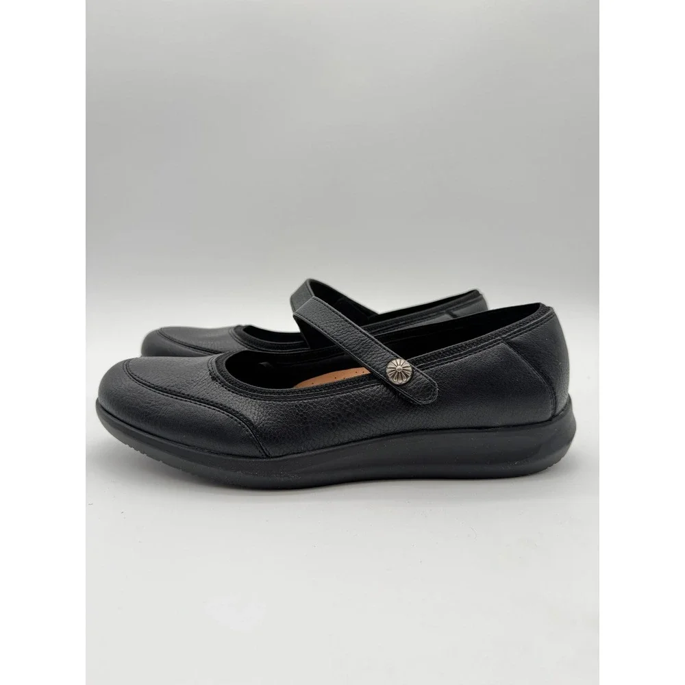 Baretraps Mary Jane Shoes Black Women's US 8.5 Comfort Strap Flats